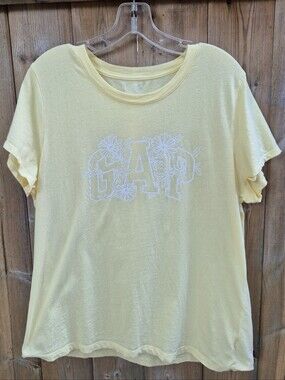 GAP Size Xl Yellow Tshirt